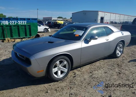 2014 Dodge Challenger Sxt z USA, uszkodzony, nr VIN 2C3CDYAG2EH298912